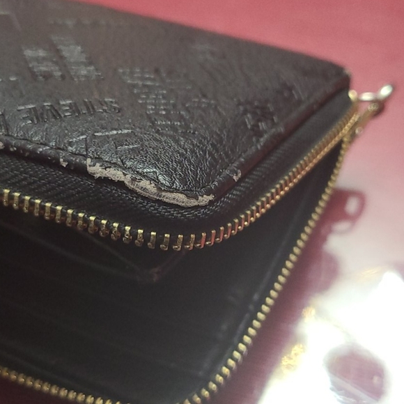 Steve Madden Wallet - Picture 7 of 10